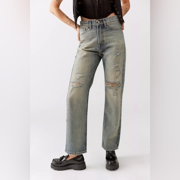 Urban Outfitters BDG High-Waisted Cowboy Jean Vintage Distressed size 26 NWT - Picture 1 of 10